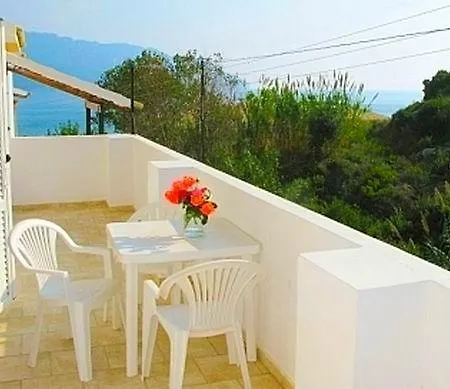 House Anastasia Lägenhetshotell Agios Georgios Pagon